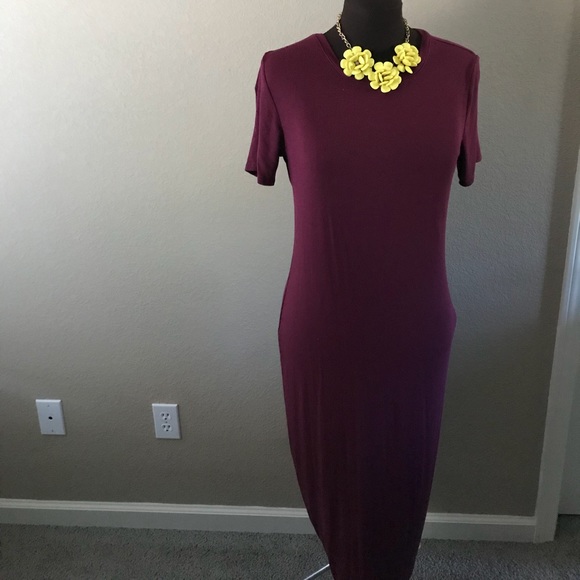 Old Navy Burgundy Knit Dress Size L - Picture 2 of 8